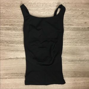 Blanqi maternity top